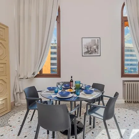 Apartamento Luxury Calatrava - In Venetian Palazzo By Sarlux