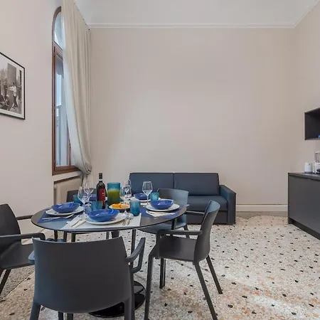 Luxury Calatrava - In Venetian Palazzo By Sarlux *