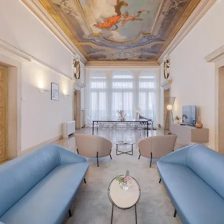 Luxury Calatrava - In Venetian Palazzo Appartement *