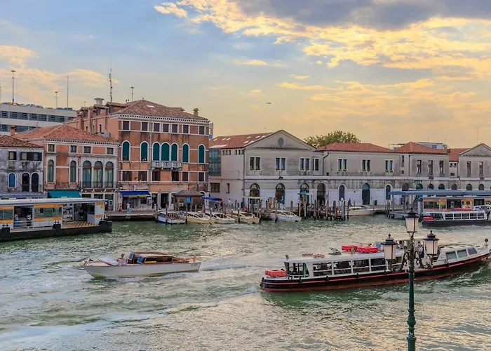 Appartamento Luxury Calatrava - In Venetian Palazzo By Sarlux Venezia